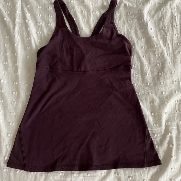 Lululemon workout tank - Picture 3 of 3